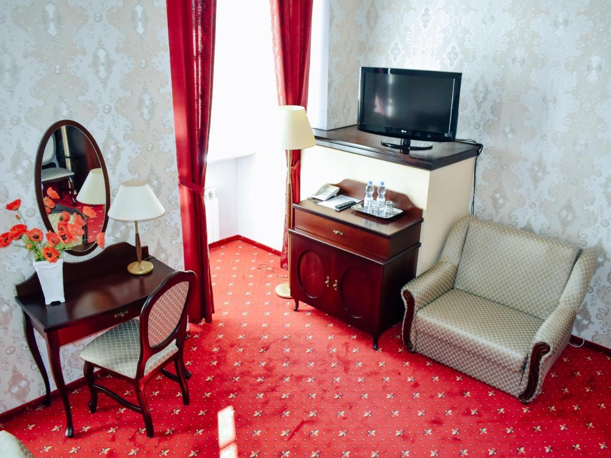 Hotel Zamek Krolewski W Rydzynie Rydzyna Extérieur photo