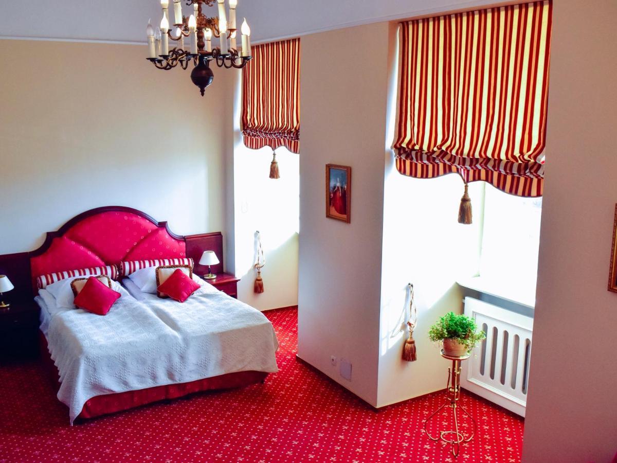 Hotel Zamek Krolewski W Rydzynie Rydzyna Extérieur photo