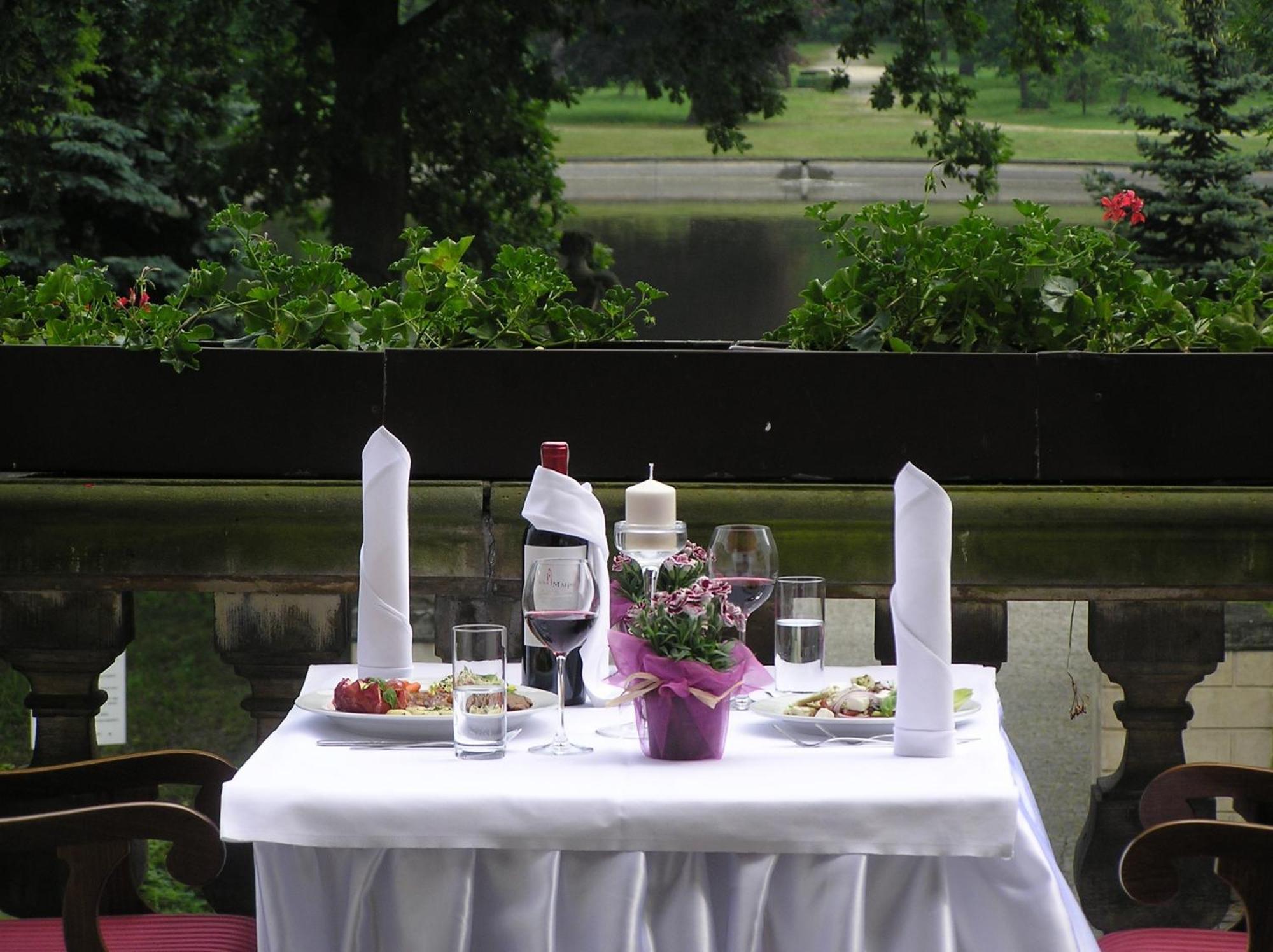 Hotel Zamek Krolewski W Rydzynie Rydzyna Extérieur photo
